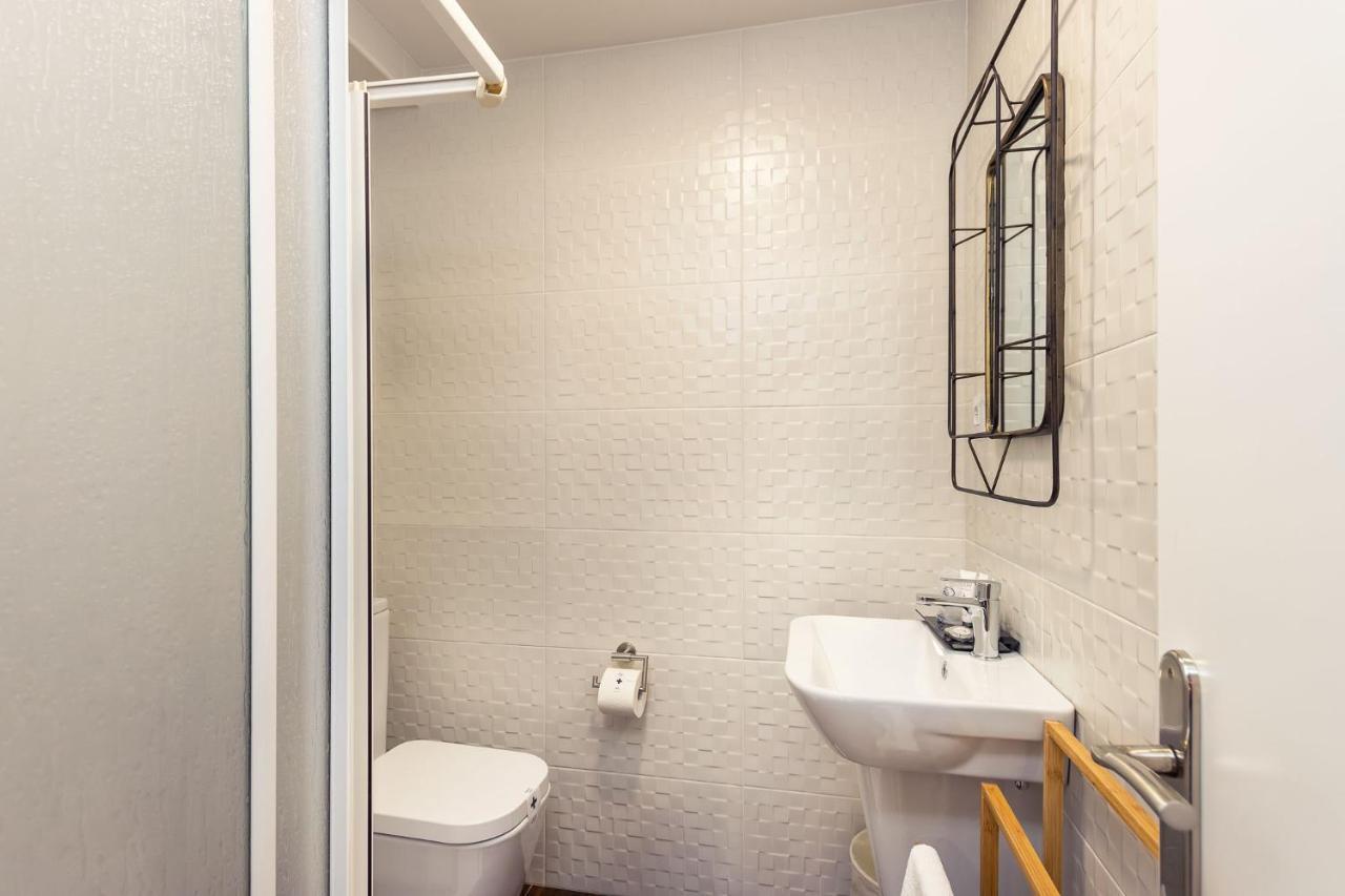 Double Room with Balcony and Sea View,1000809765:JPEG