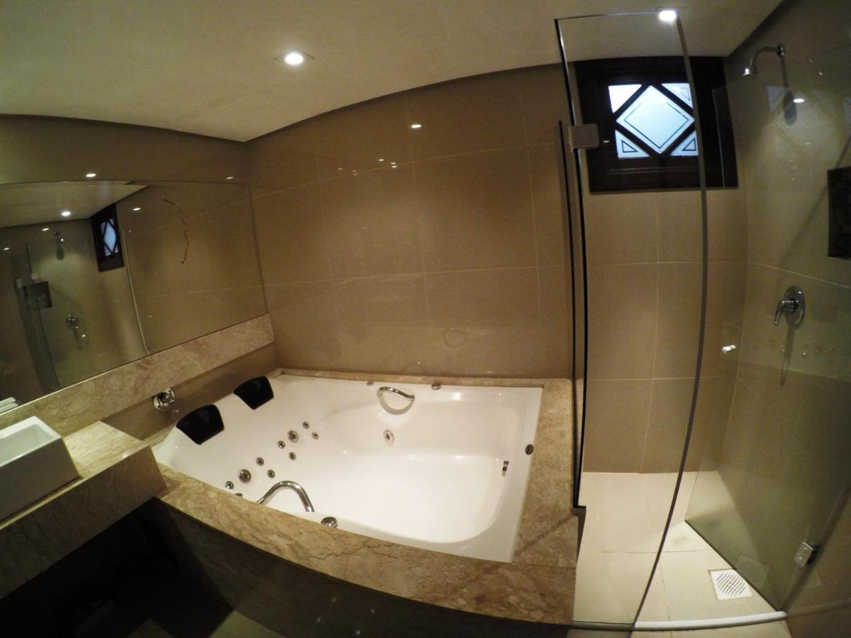 Deluxe Double Room Spa Bath