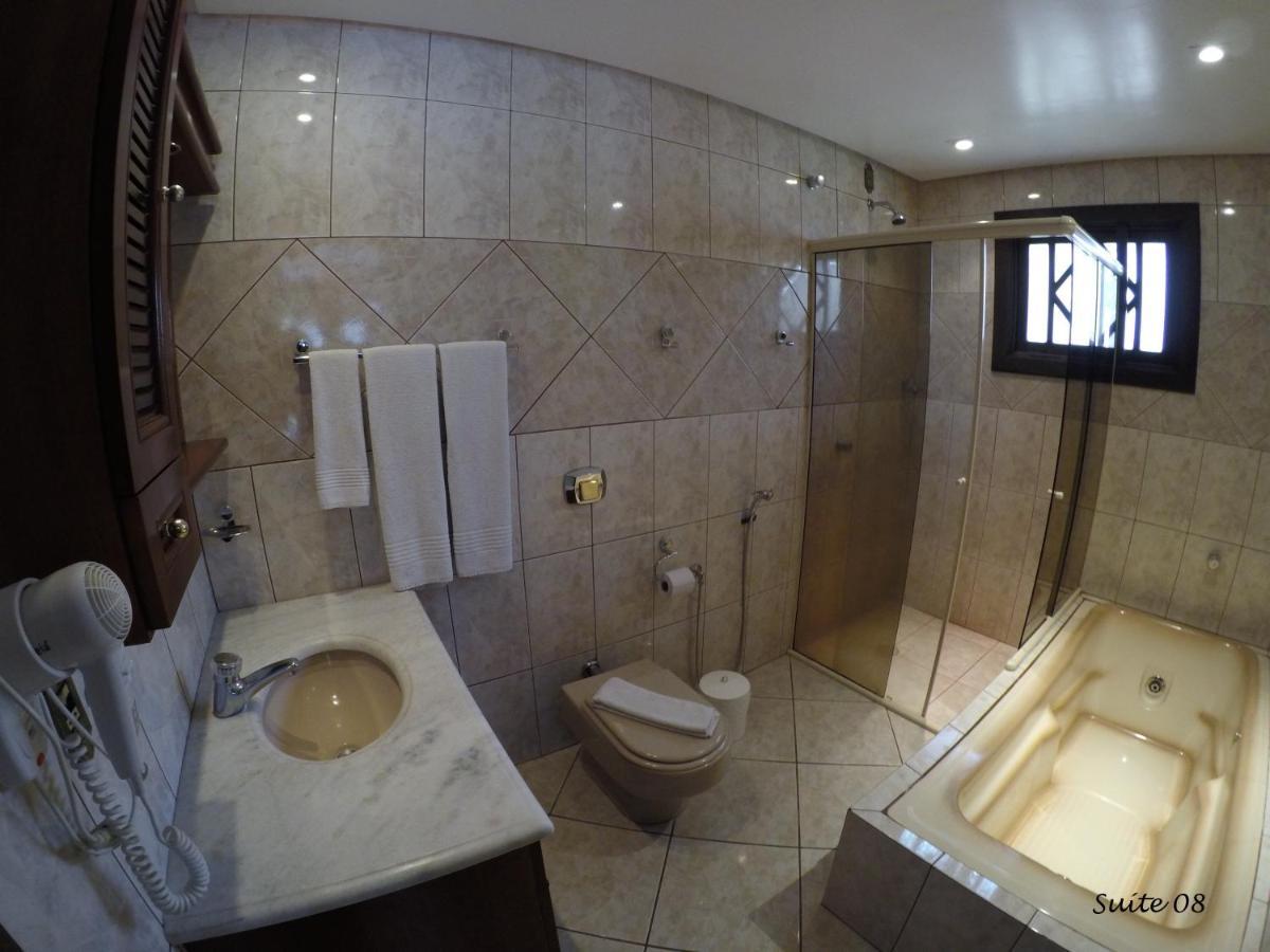 Deluxe Double or Twin Room Spa Bath