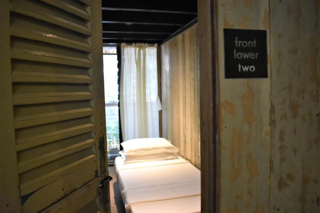 Single Room with Shared Toilet