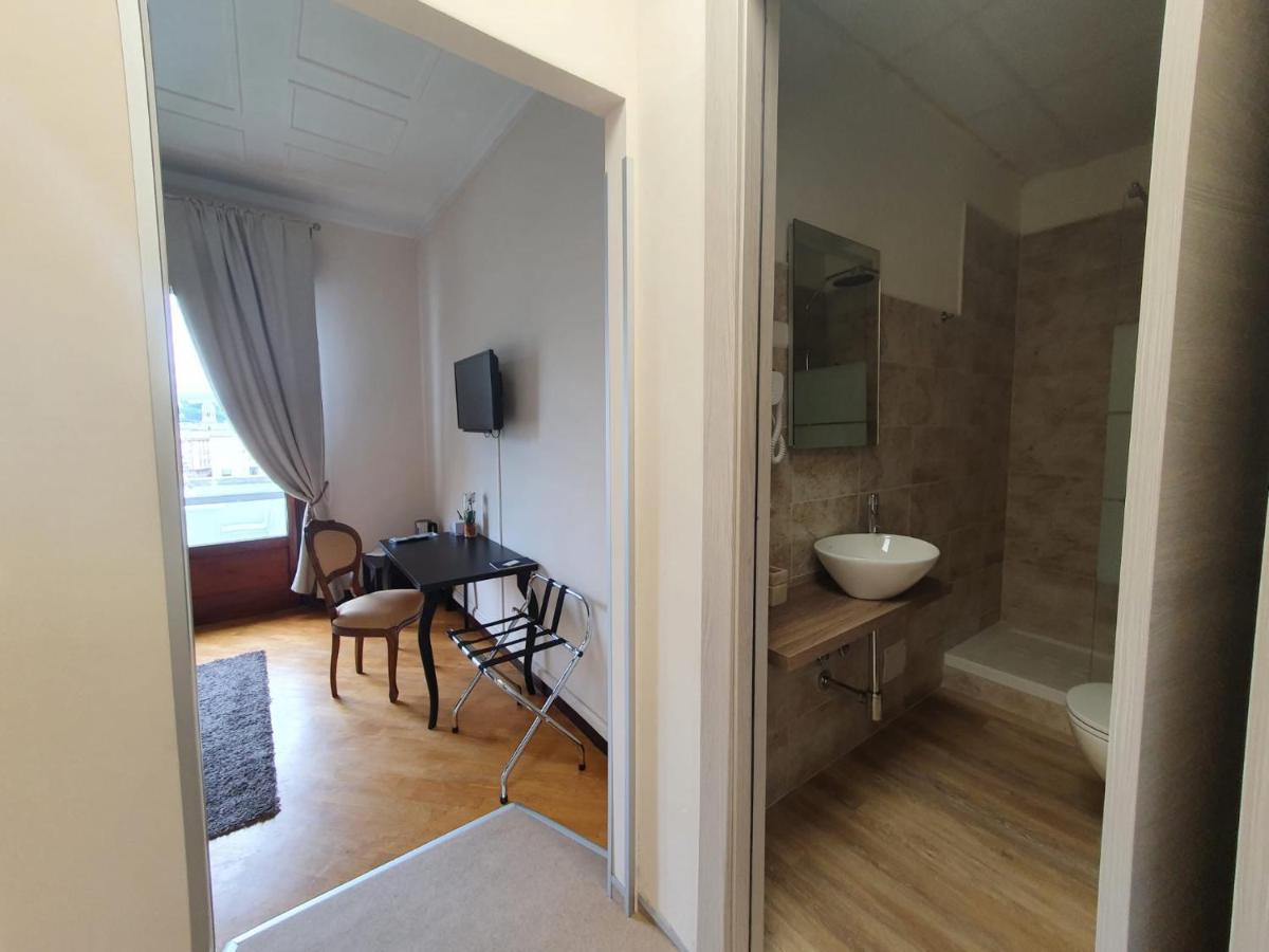 Quadruple Room Private Bathroom