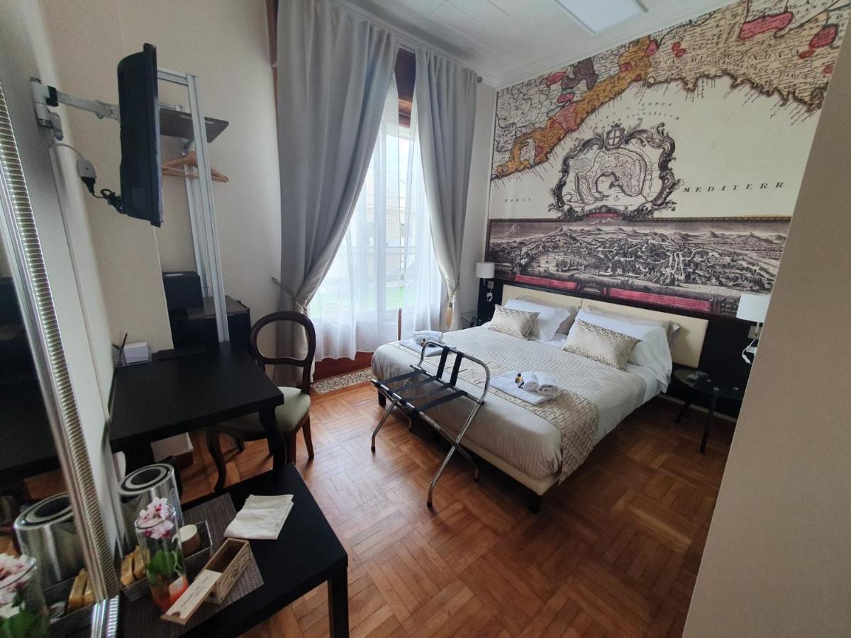 Double Room Private Bathroom
