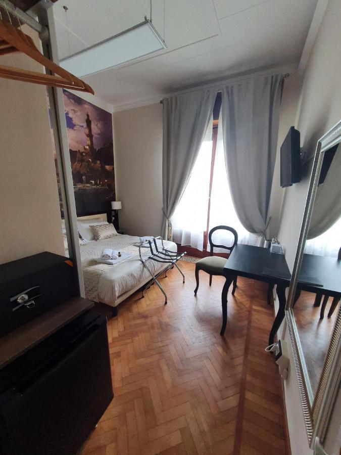 Double Room Private Bathroom