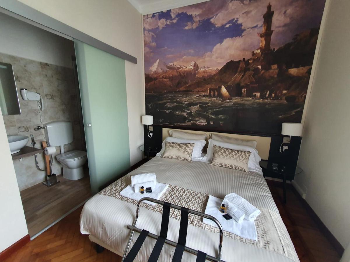 Double Room Private Bathroom