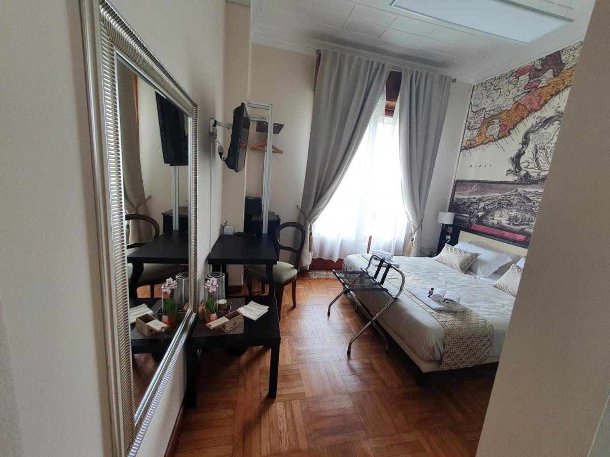 Double Room Private Bathroom