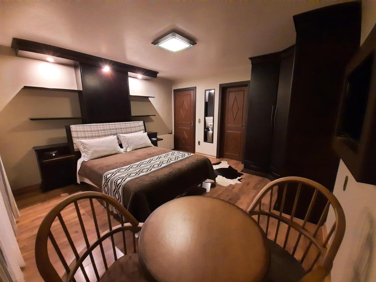 Deluxe Double or Twin Room Spa Bath