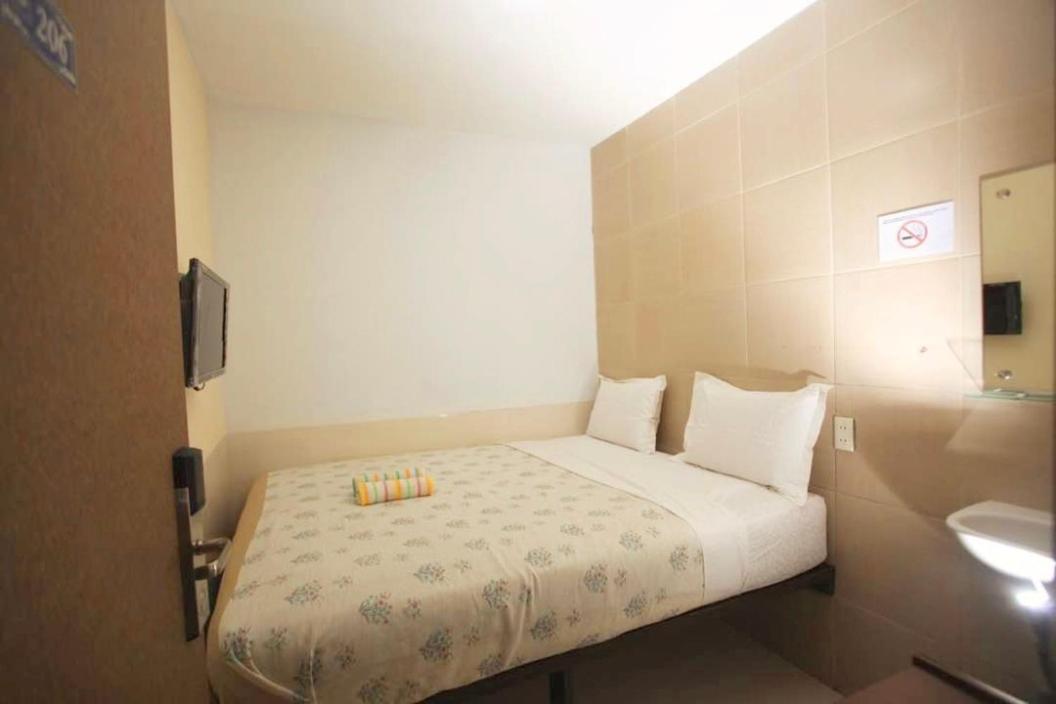 Budget Twin Room
