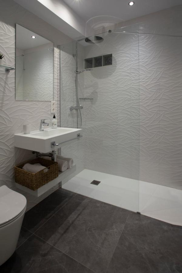 Deluxe Double Room with Shower,1044226138:JPEG