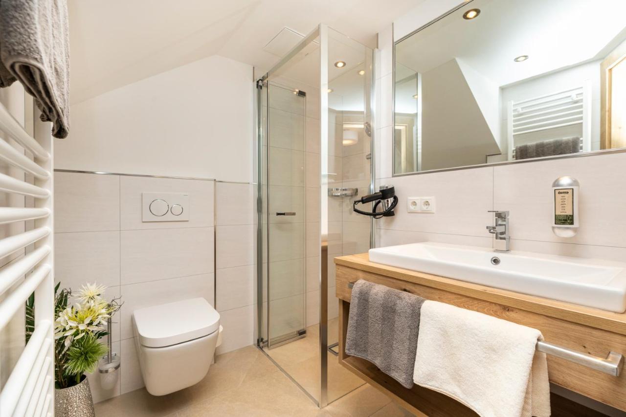 Double Room,1082743735:JPEG