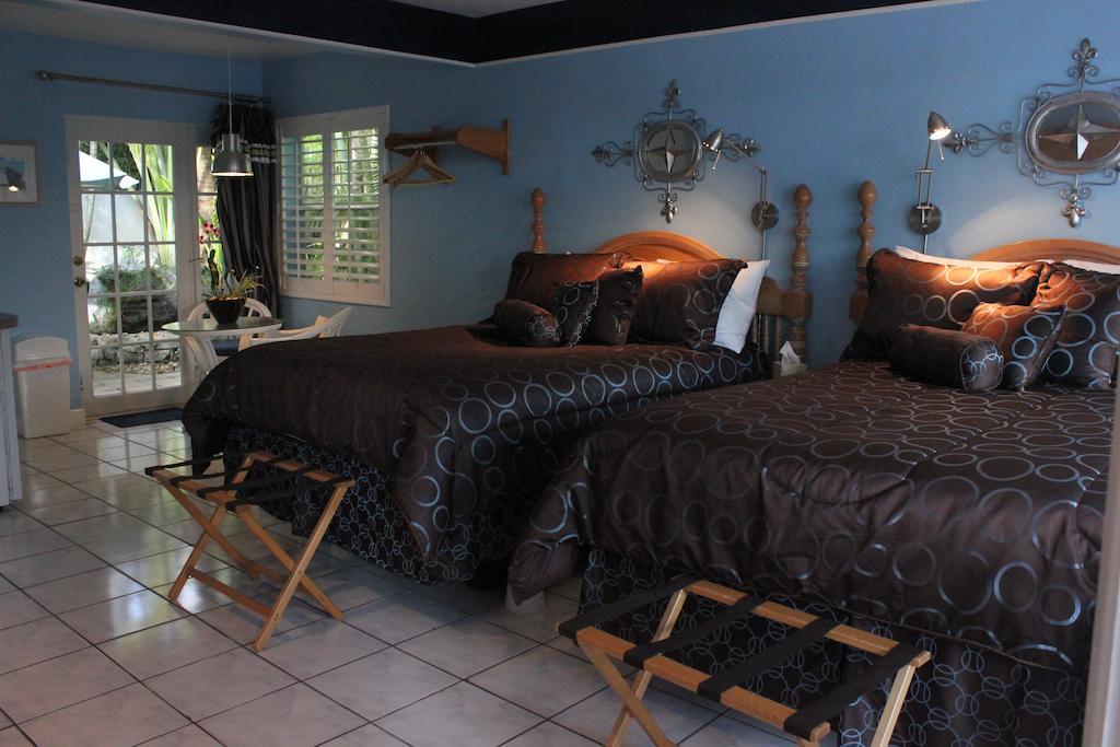 Standard Double Suite,1588441055:JPEG