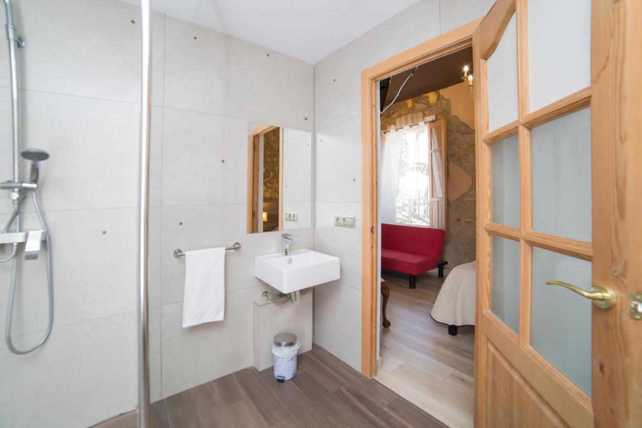 Deluxe Suite Spa Bath