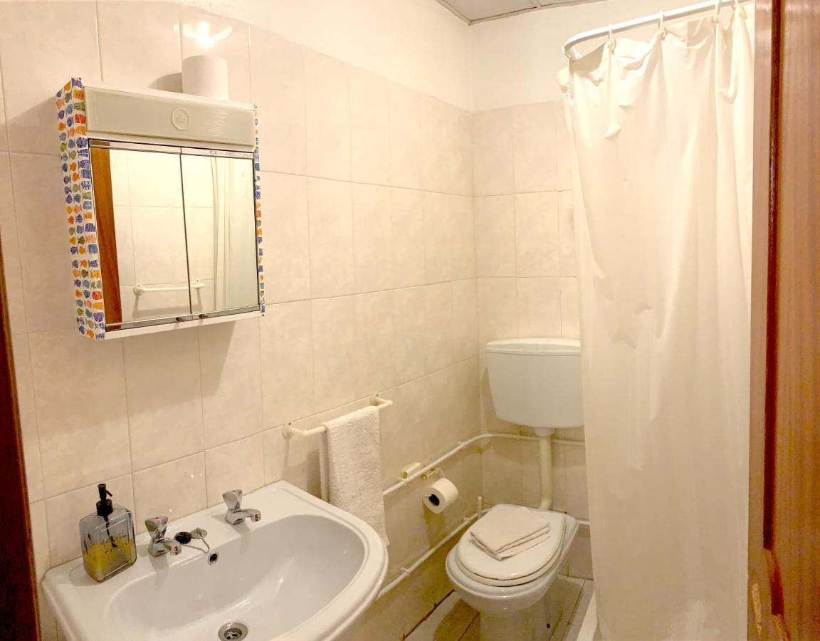 Triple Room Bathroom