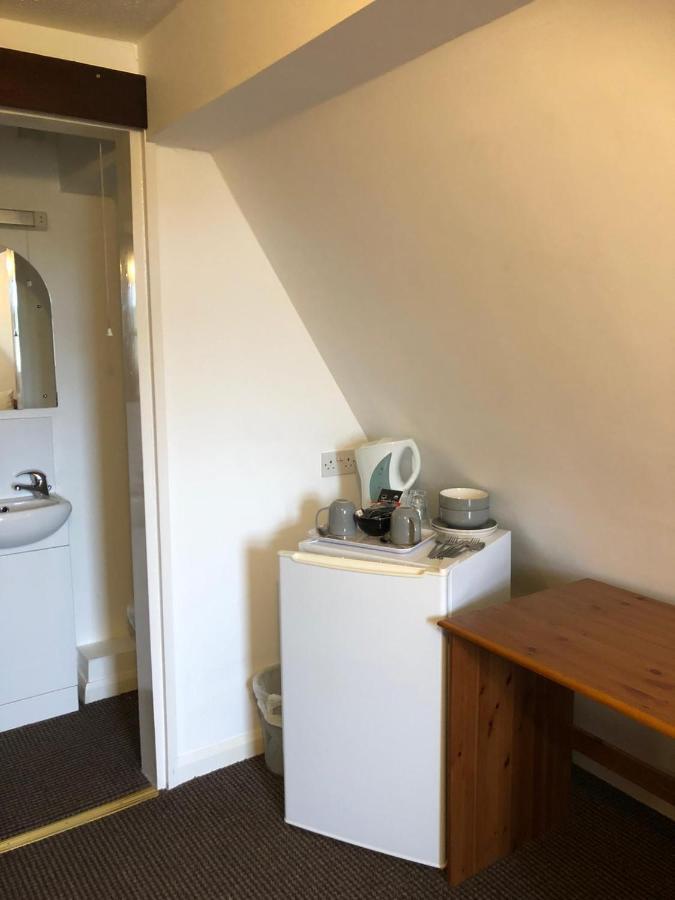 Twin Room Private Bathroom