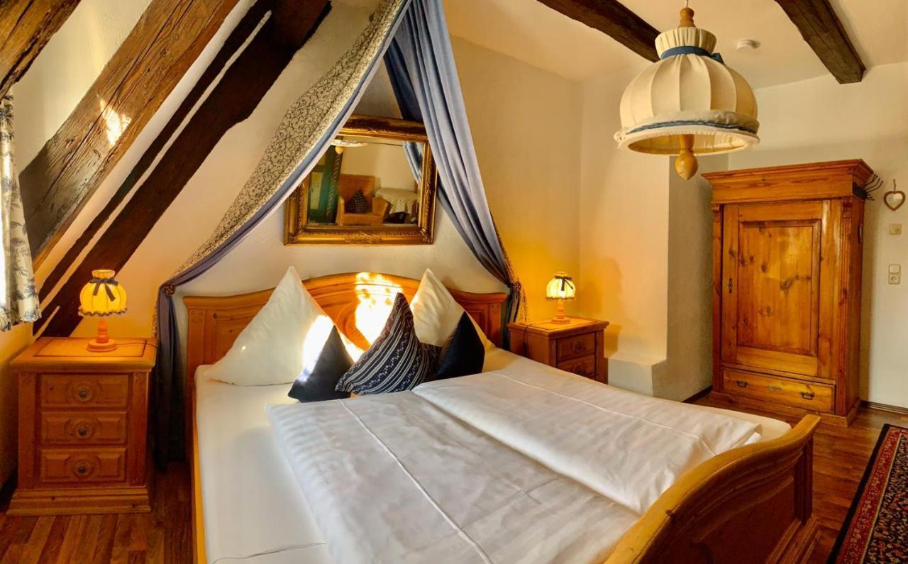 Double Room,1198146982:JPEG