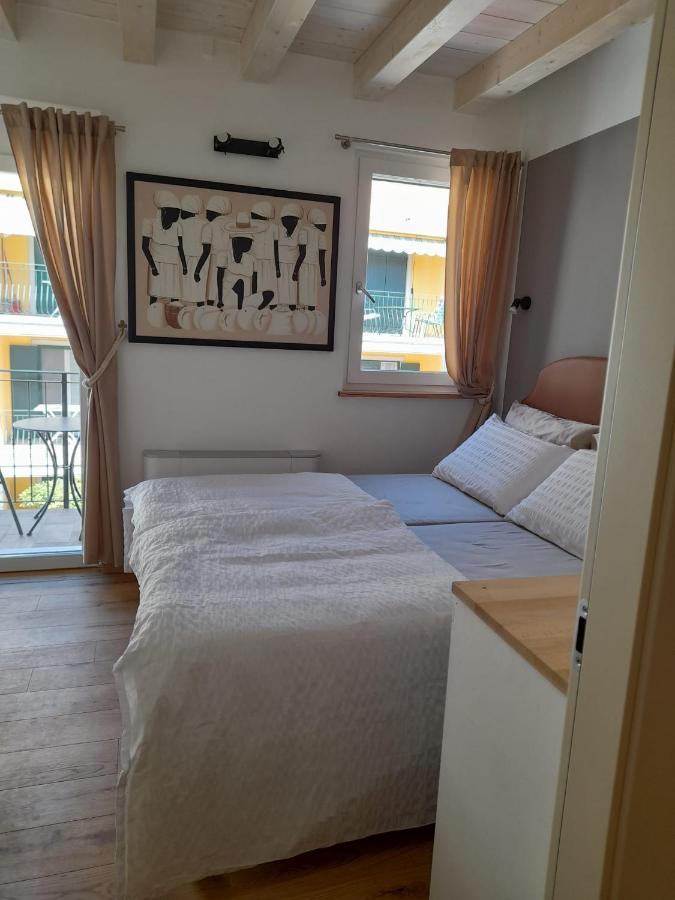 Double Room Balcony Canal View