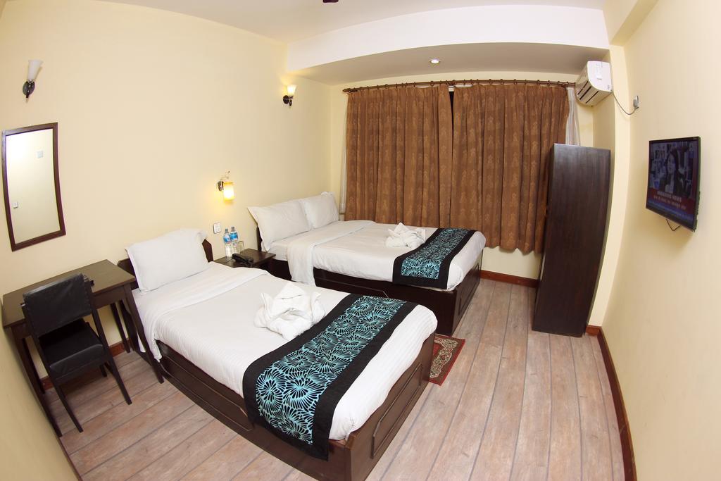 Deluxe Double or Twin Room,127315458:JPEG