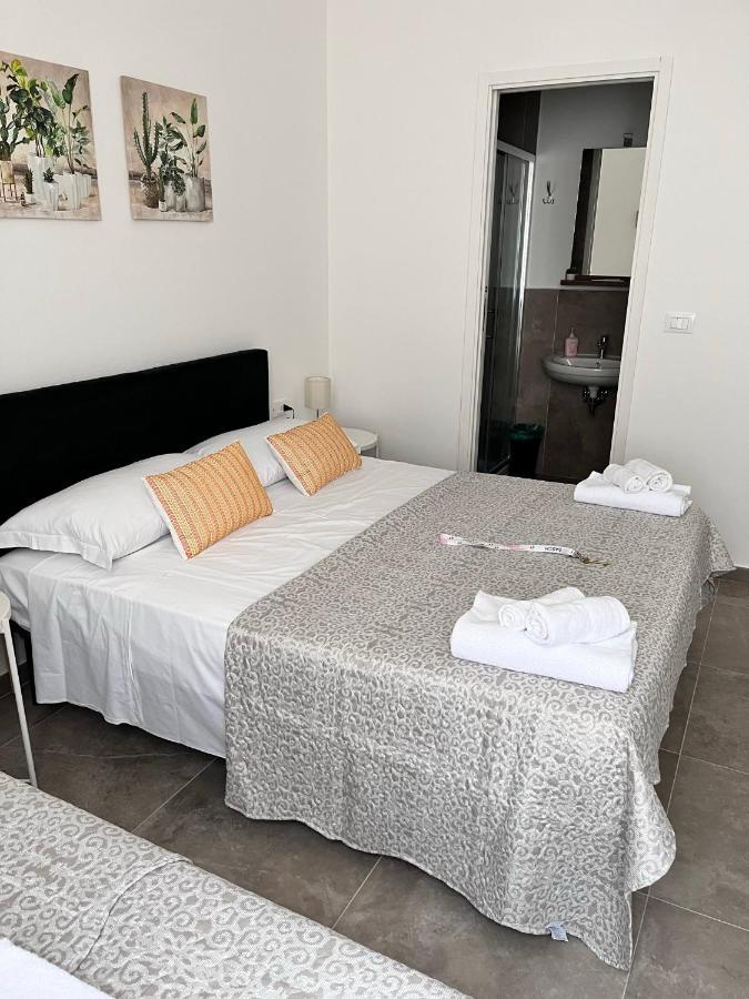 Triple Room Private Bathroom