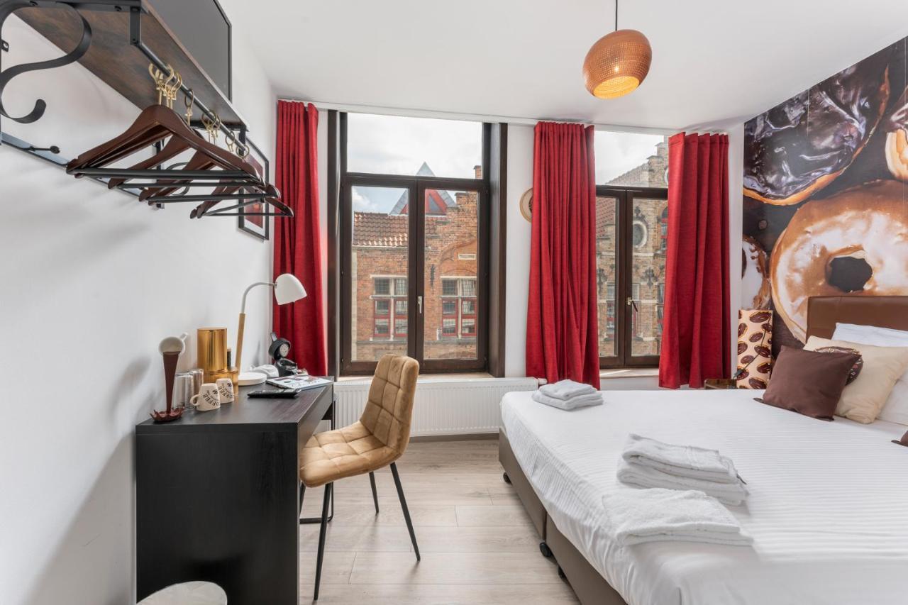 Double Room,1643752467:JPEG