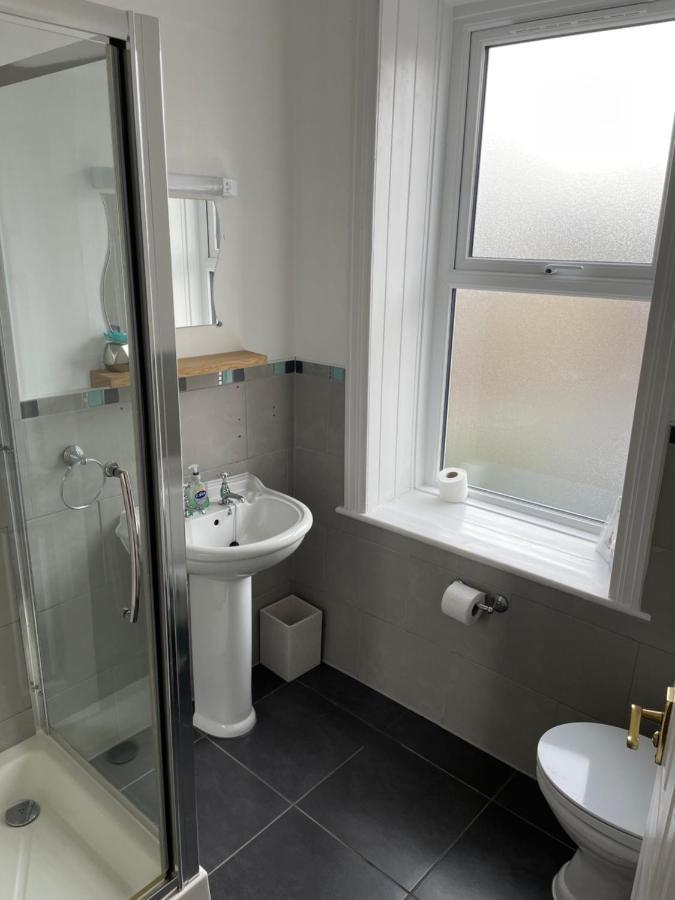 King Room with Private Bathroom