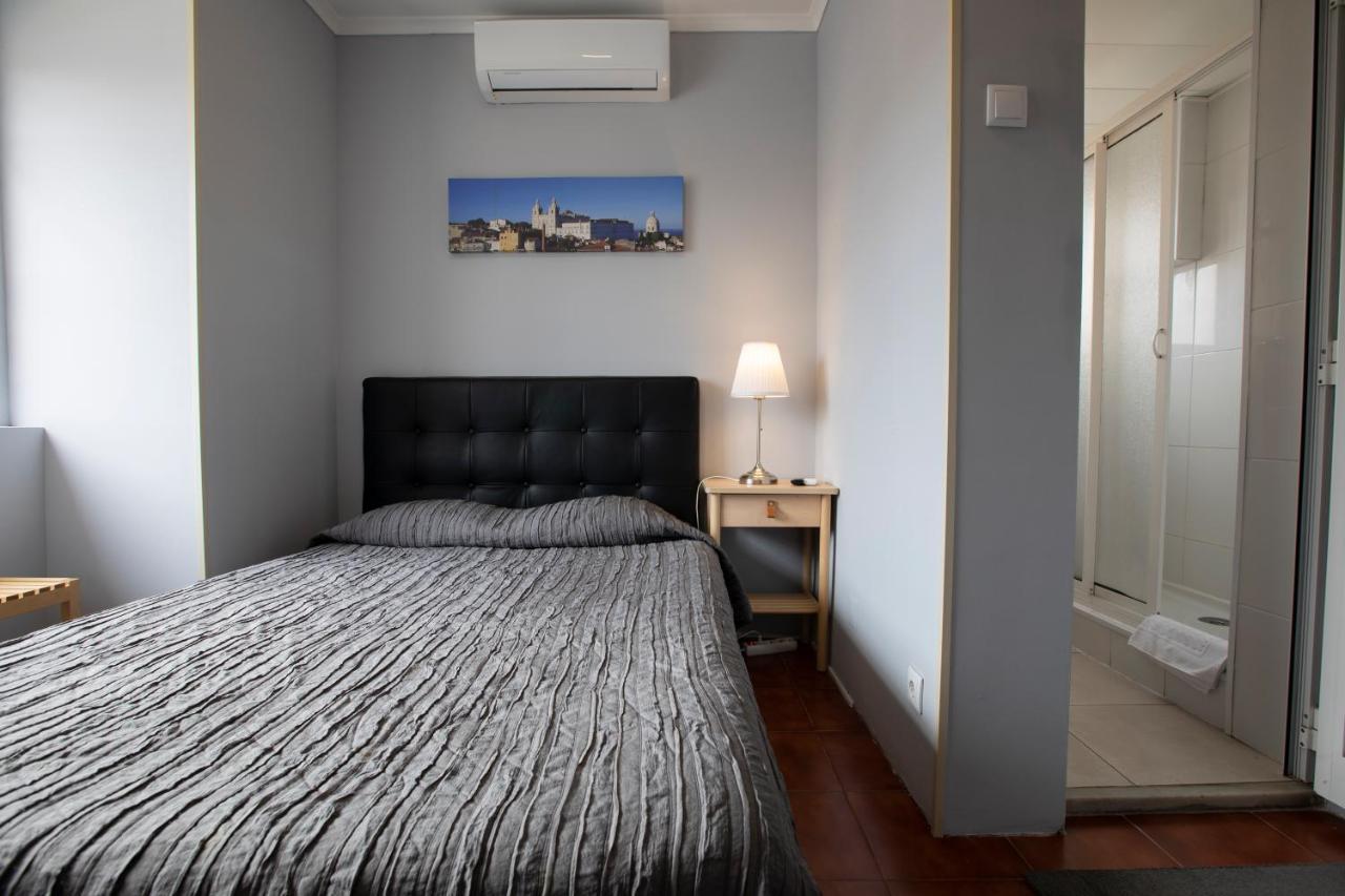 Double Room,1345866146:JPEG