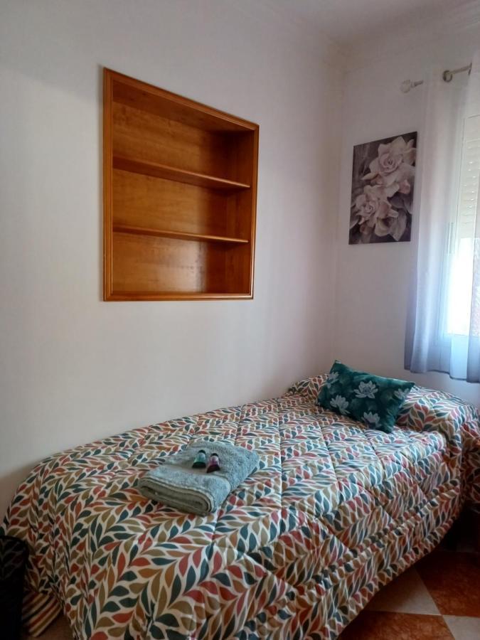Habitación Individual con baño compartido