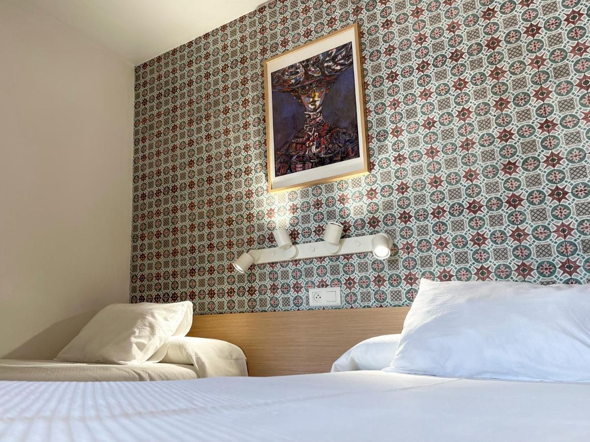 Twin Room Lateral Sea View