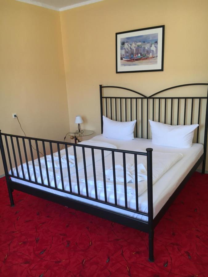 Double or Twin Room,1365276395:JPEG
