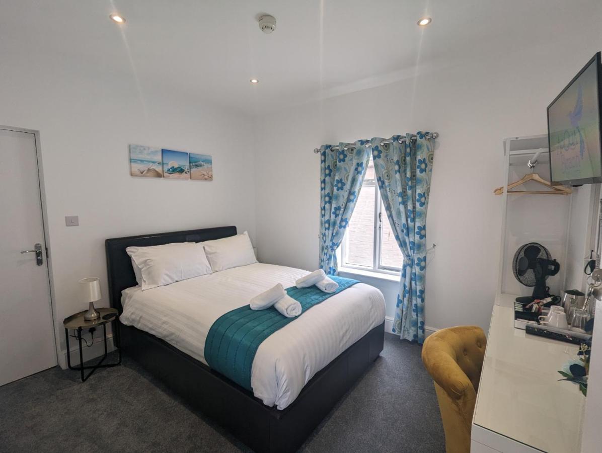 Double Room,1372466030:JPEG