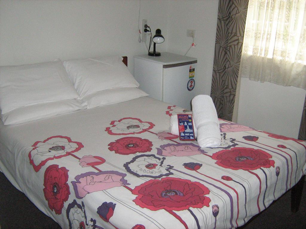 Standard Double Room with Shared Bathroom,137780016:JPEG