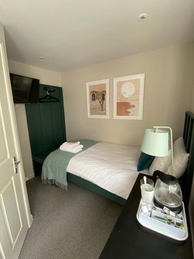 Single Room En Suite Courtyard