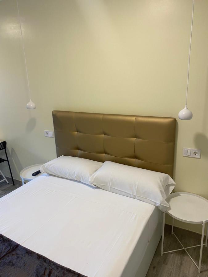 Quarto Duplo com Casa de Banho Privativa