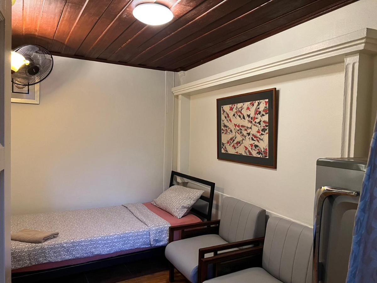 Family Room,1398248042:JPEG