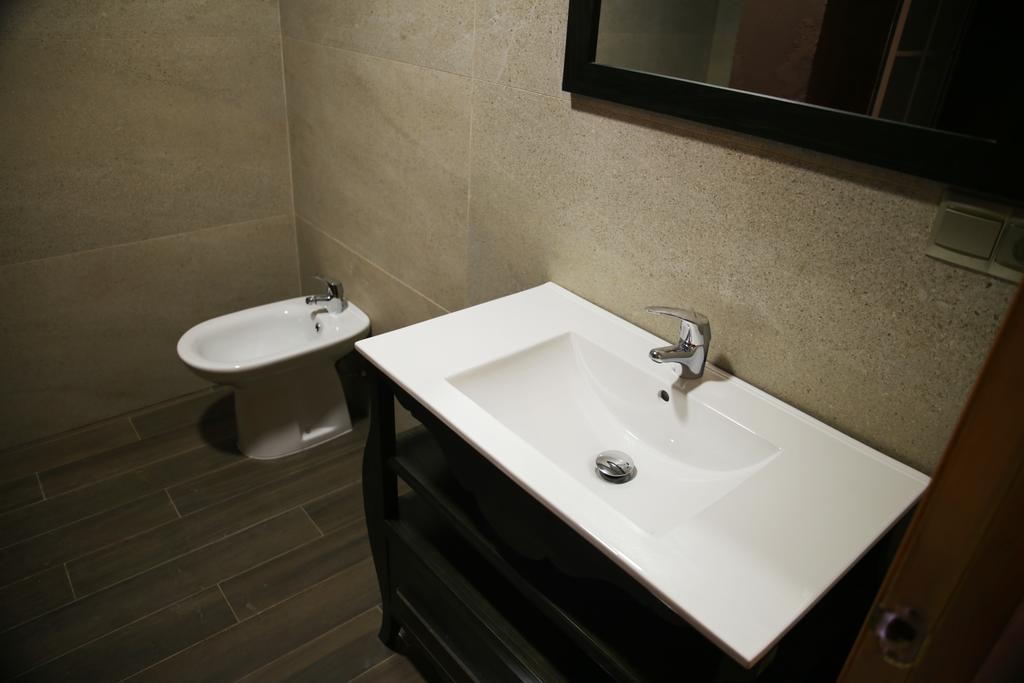 Deluxe Suite Spa Bath