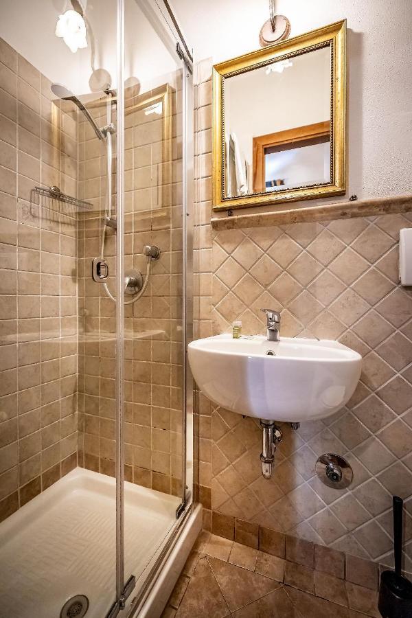 Double or Twin Room with Shared Bathroom