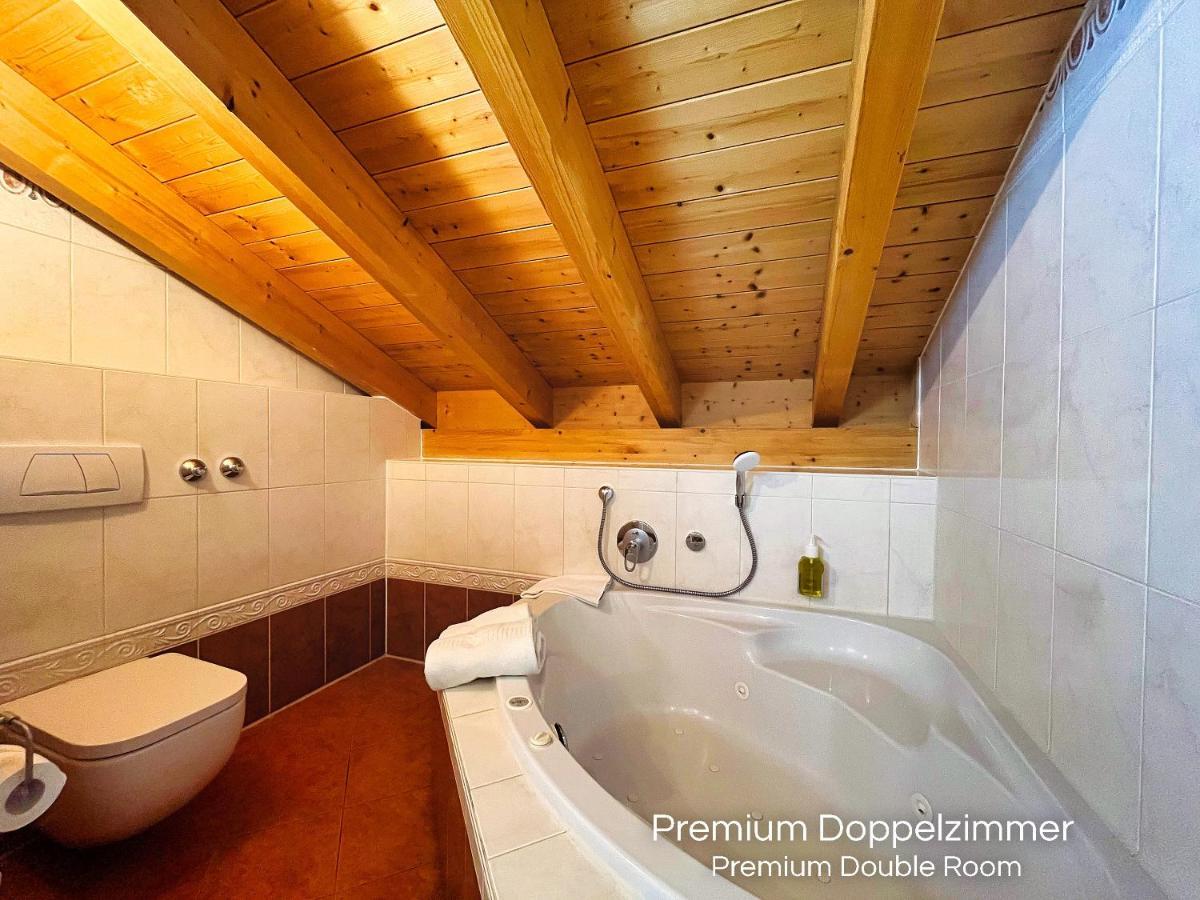 Premium Double Room,1417958169:JPEG