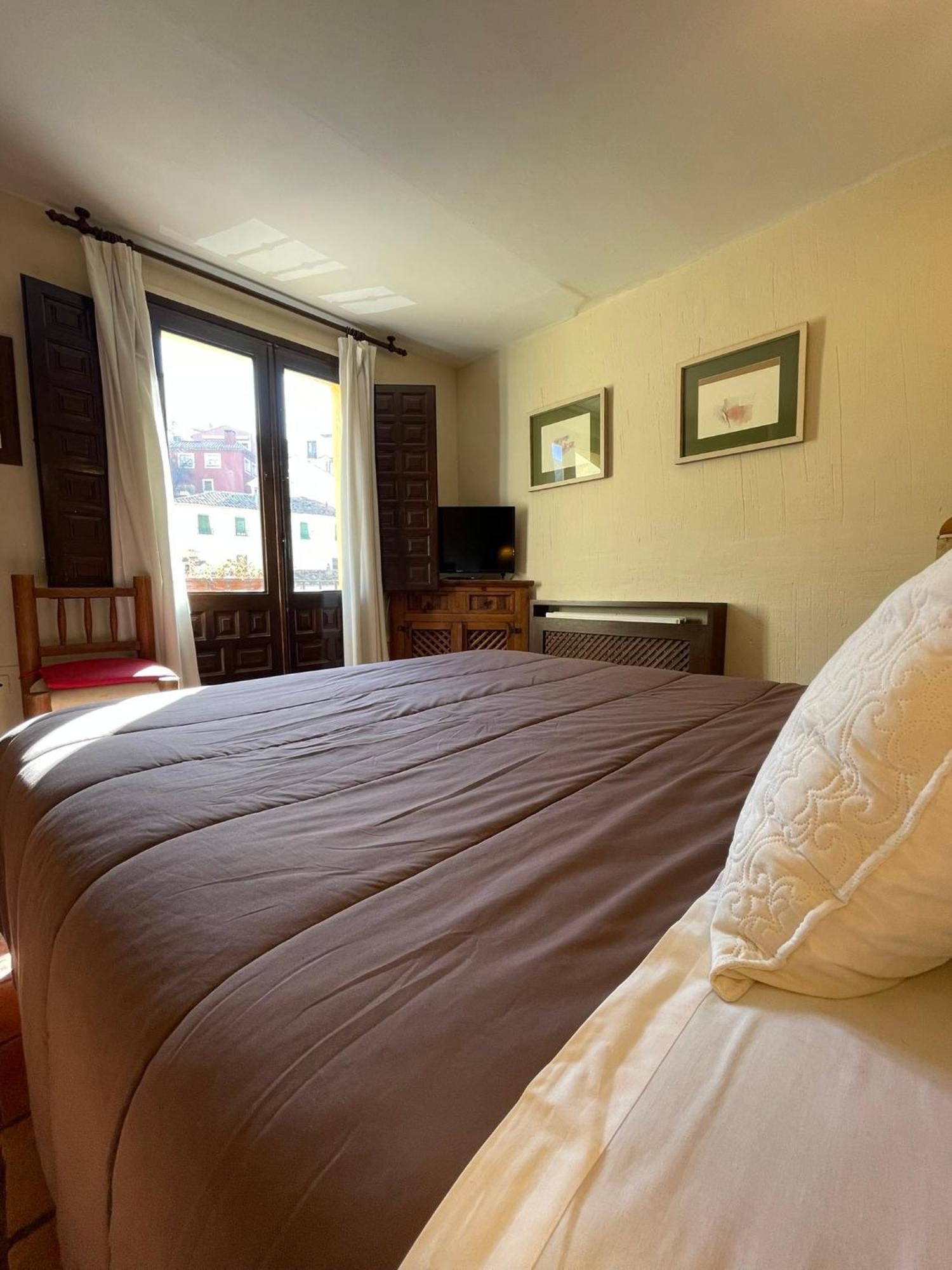 Double Room,1500121960:JPEG