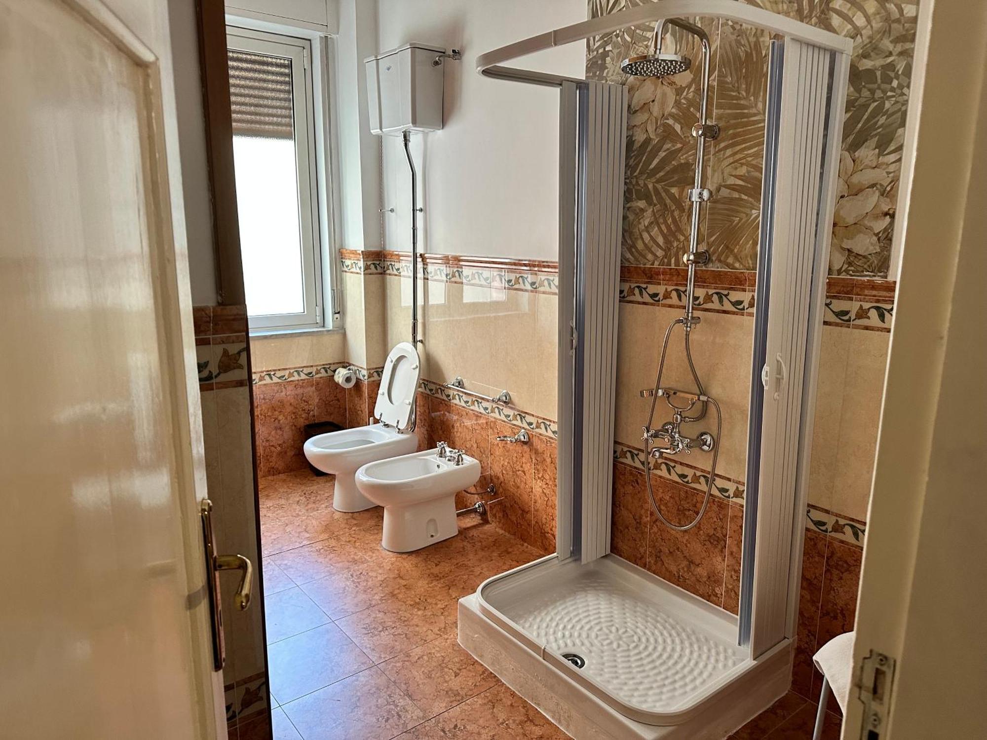 Double Room Private External Bathroom