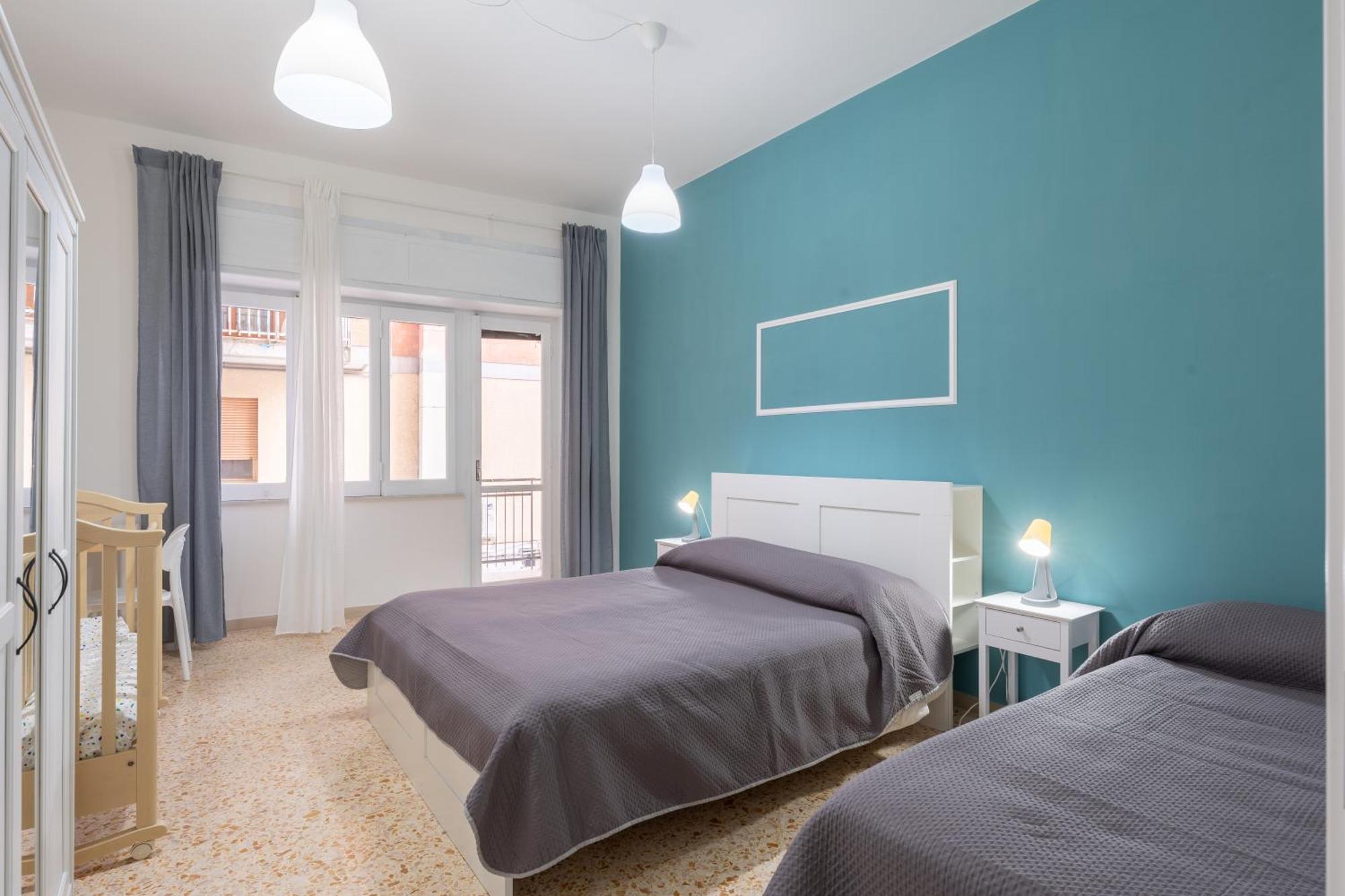 Camera Tripla con Bagno in Comune