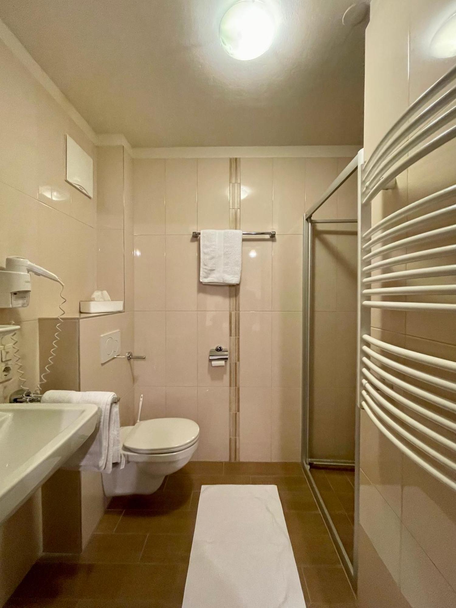 Budget Single Room,1537671715:JPEG