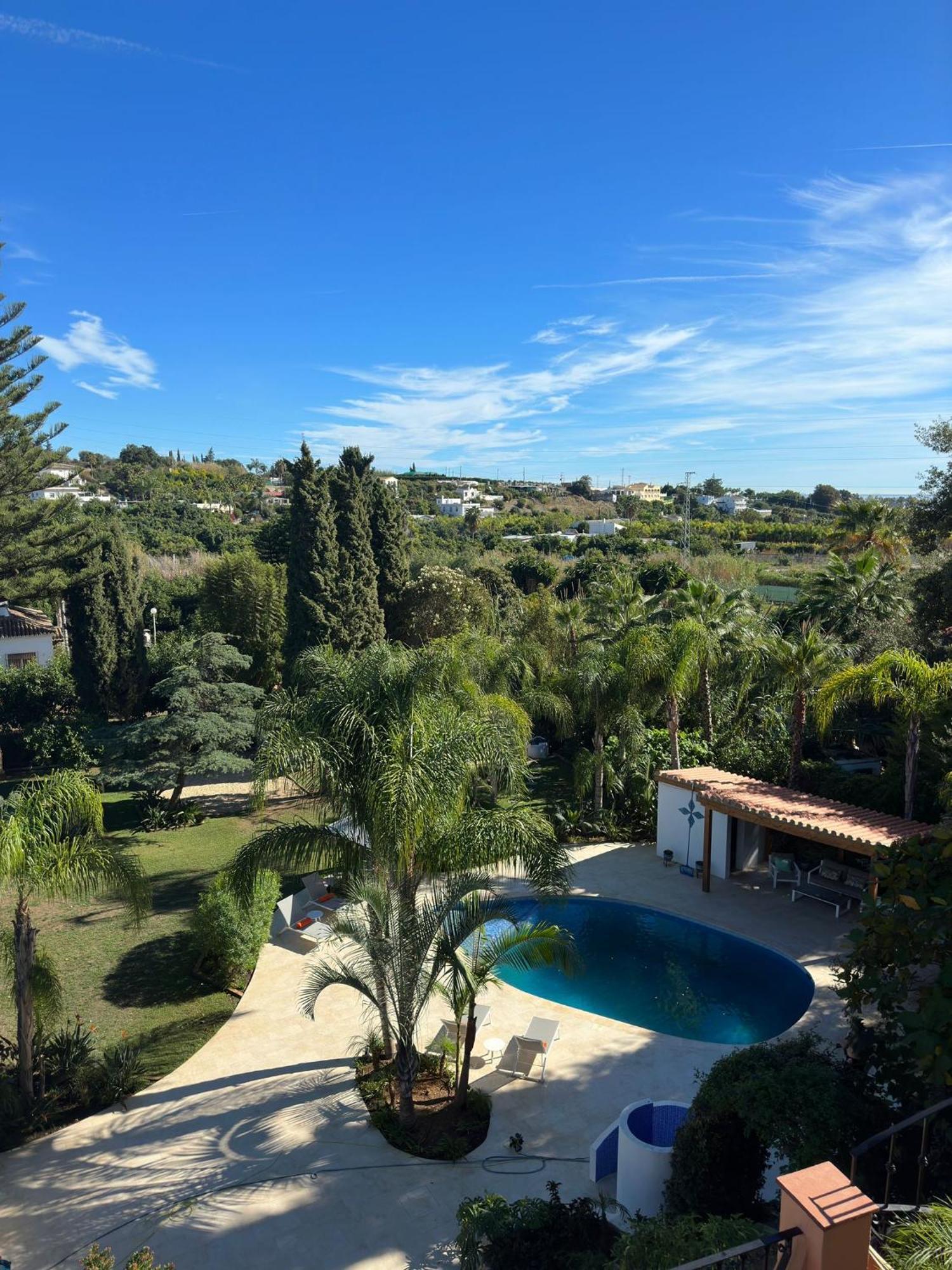 Deluxe Double or Twin Room Garden View