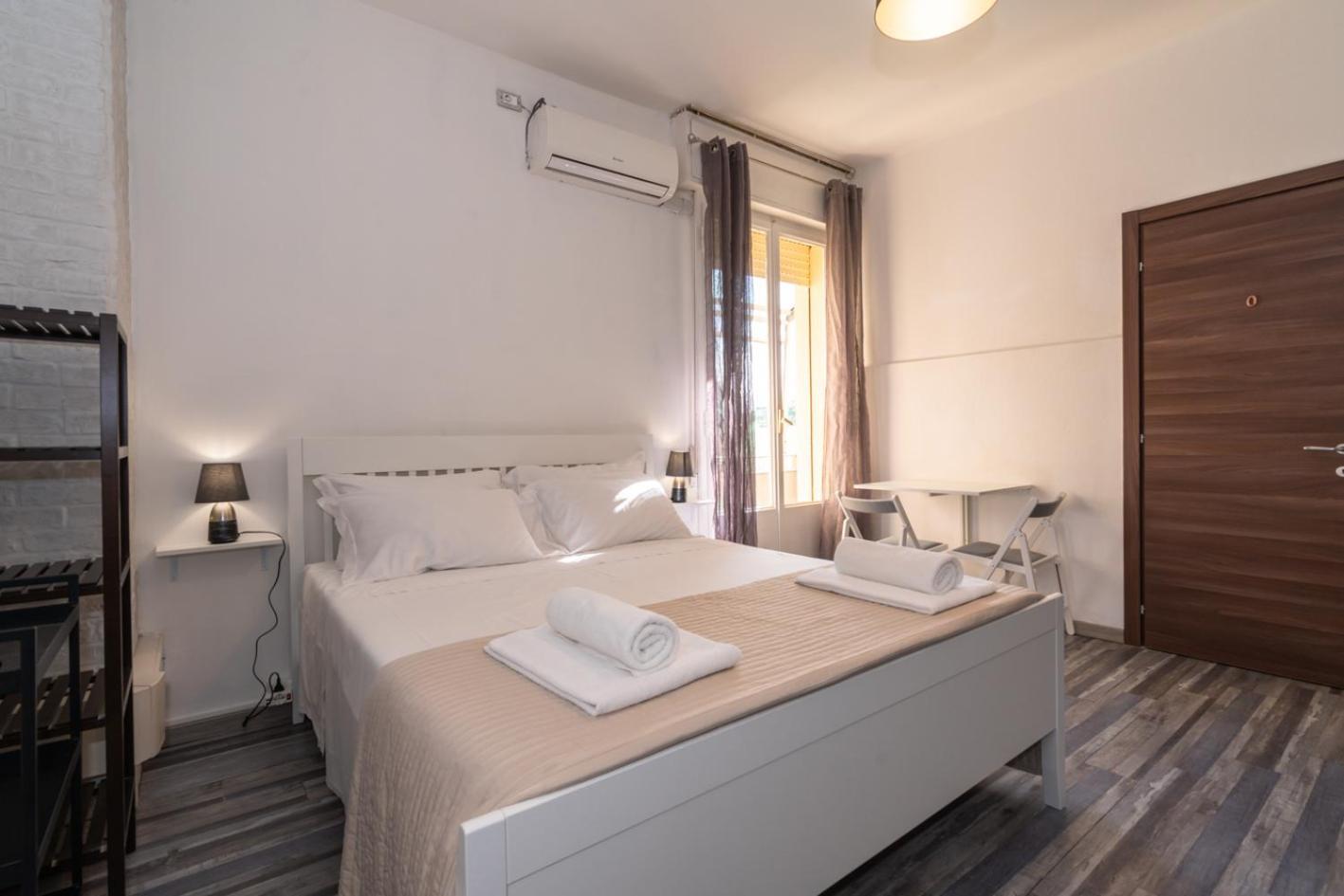 Double Room with Private Bathroom,1542520927:JPEG