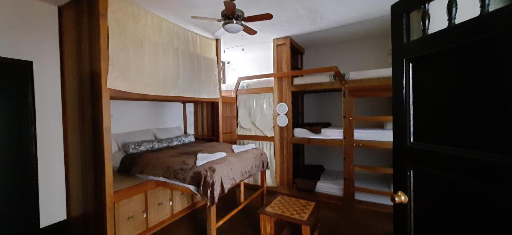 Standard Family Room,1593838759:JPEG