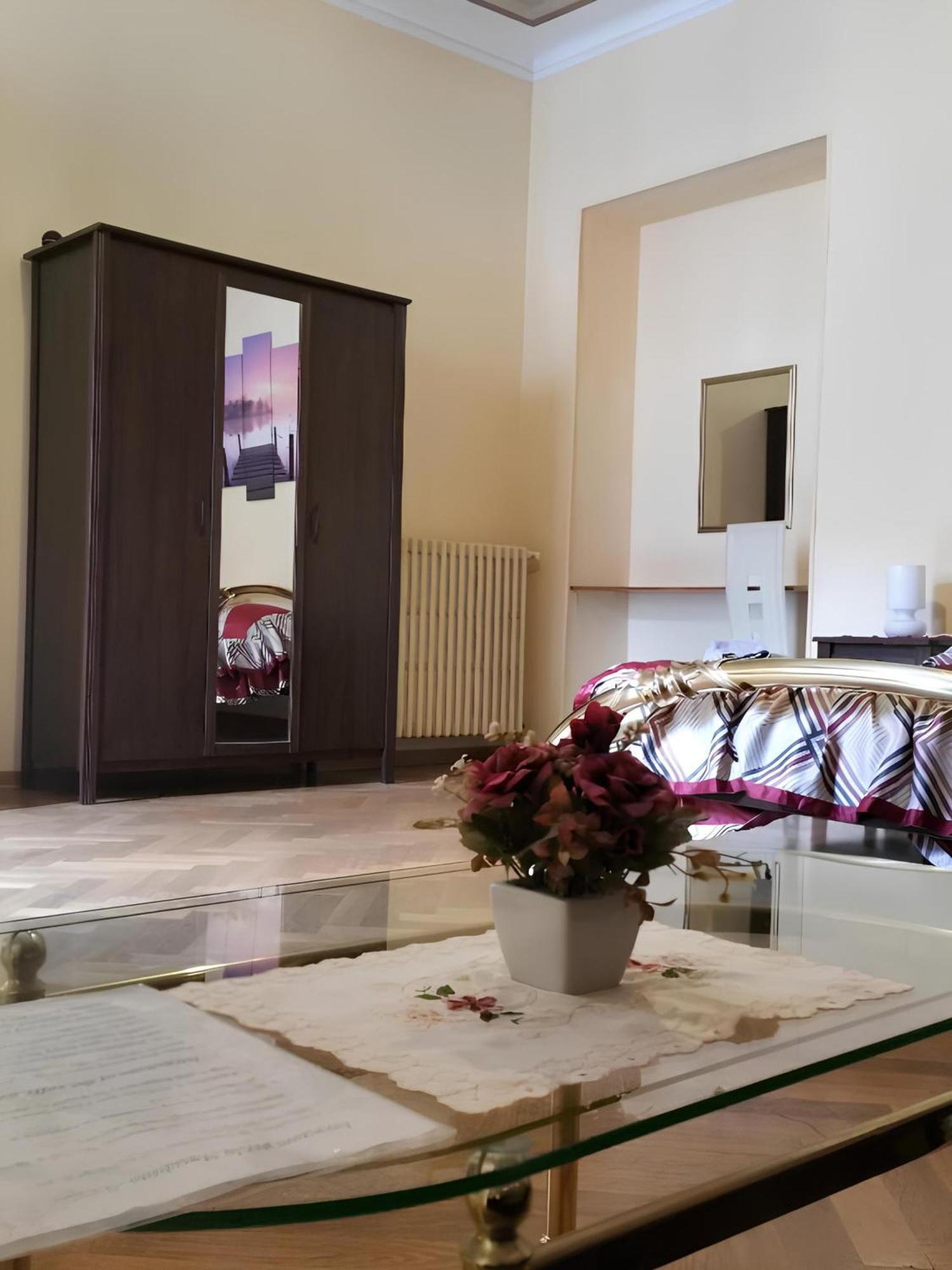 Double Room with Private External Bathroom,1571336111:JPEG