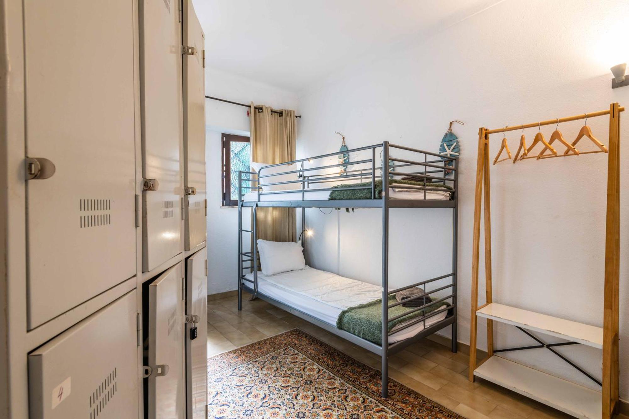 Bed 4-Bed Female Dormitory Room