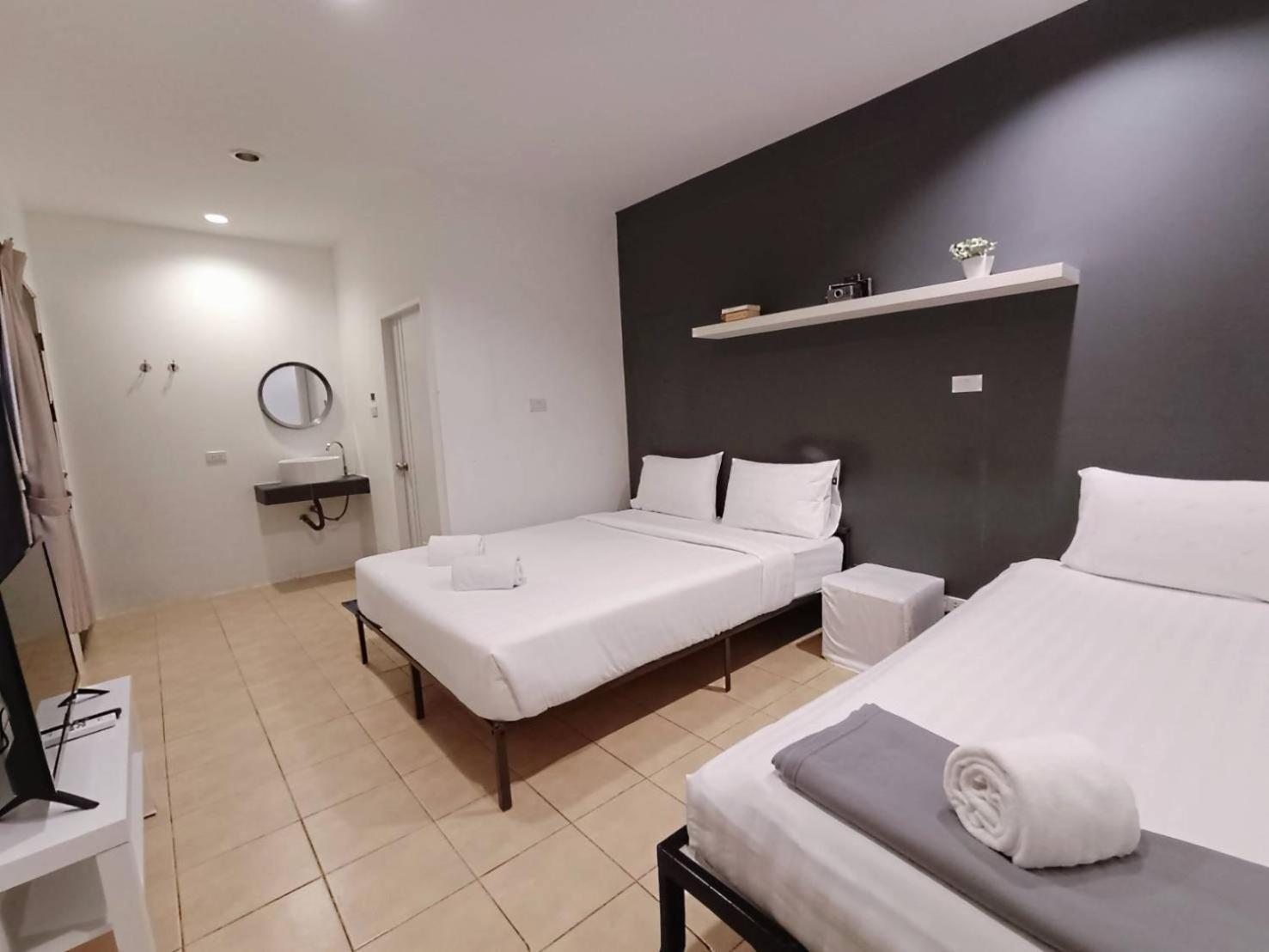 Triple Room,1578405977:JPEG