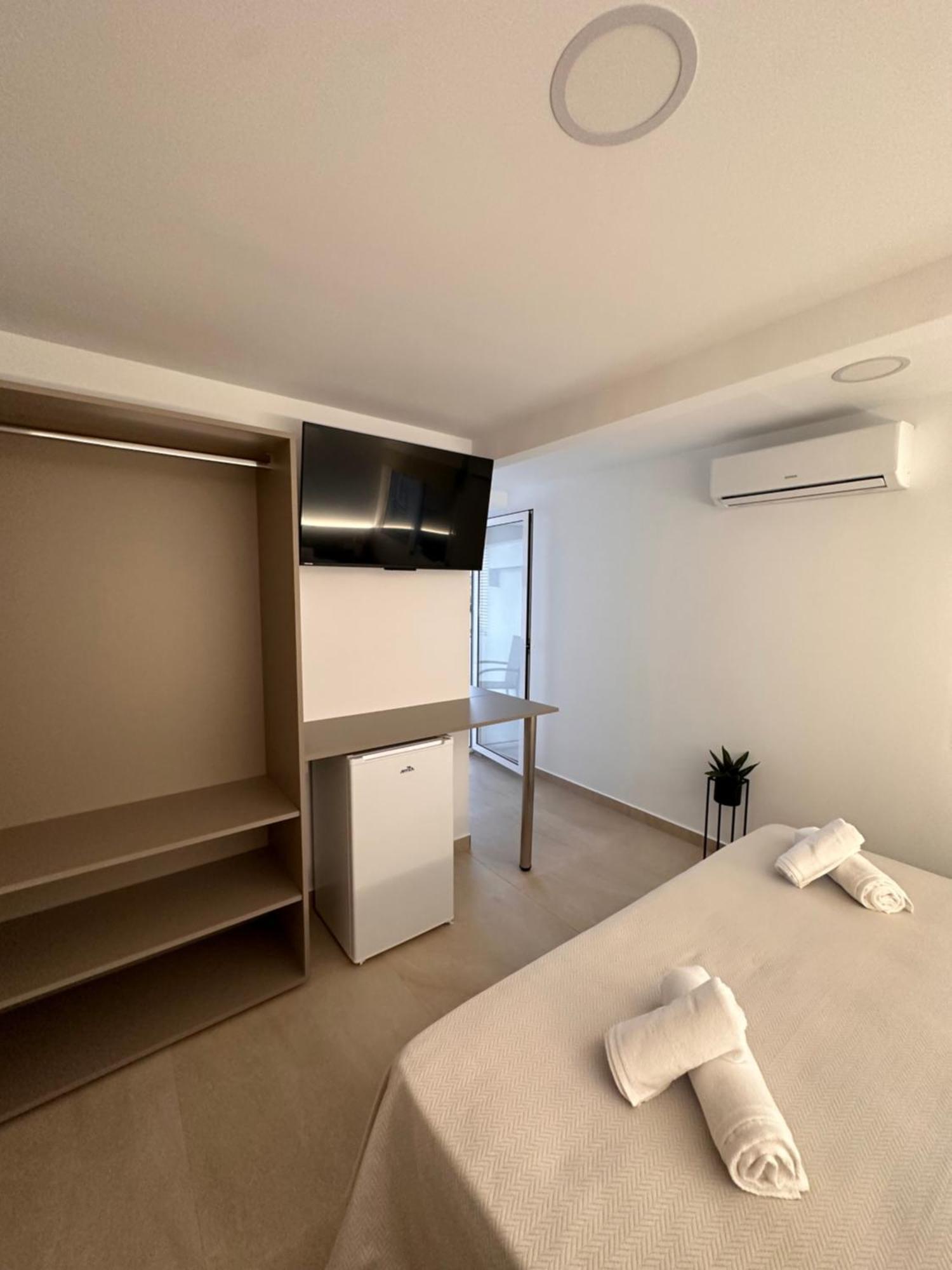 Double Room,1591389984:JPEG