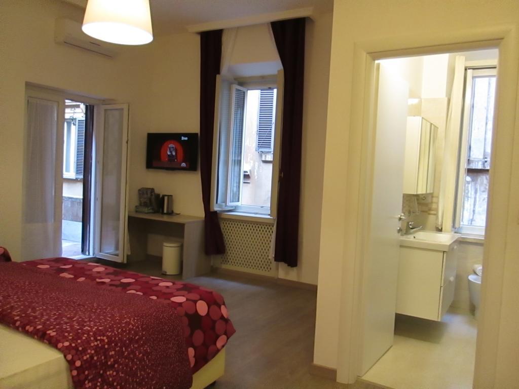 Habitación Triple con balcón