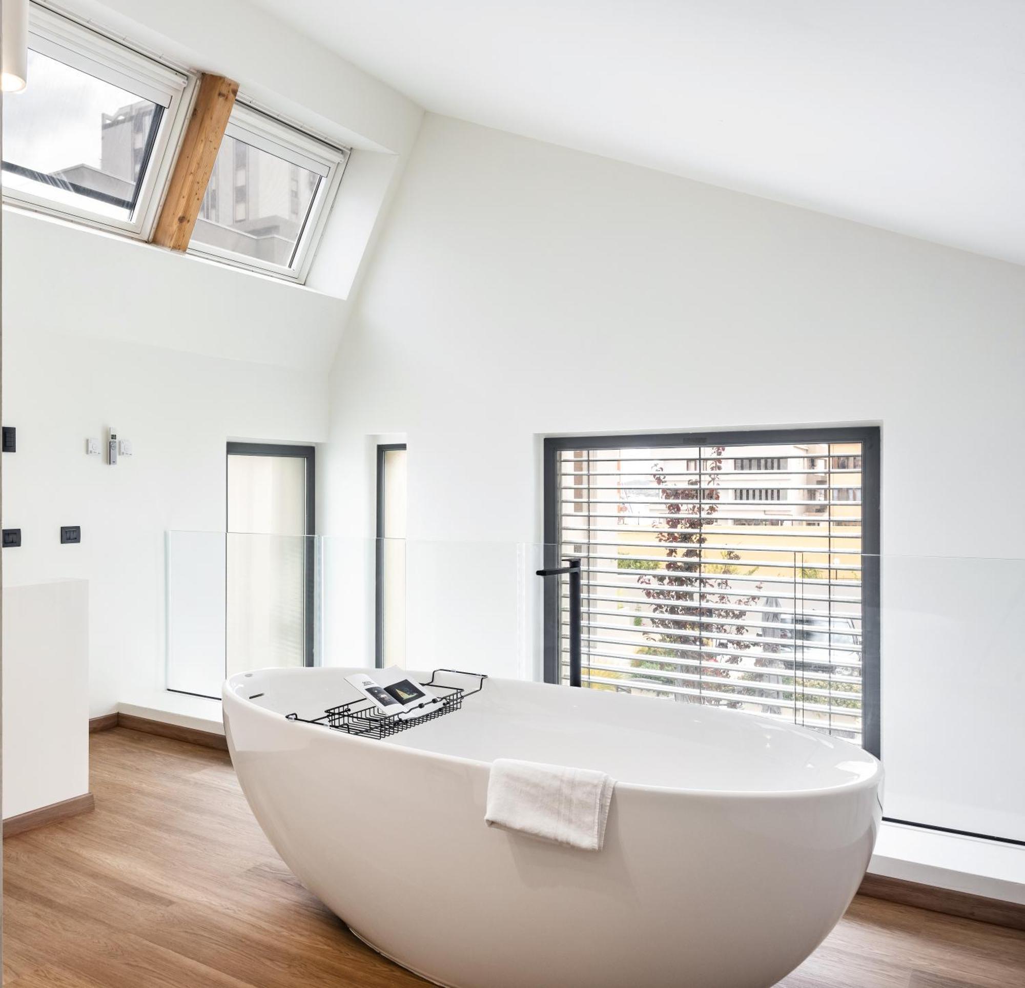 Deluxe Loft Suite - Split Level,1612638690:JPEG