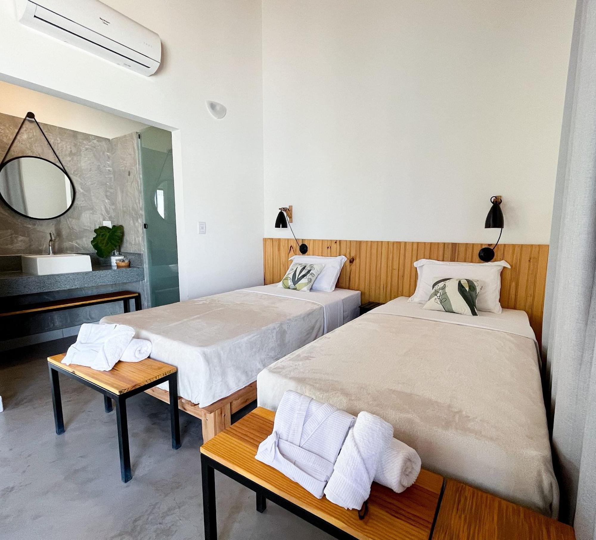 Deluxe Suite Spa Bath