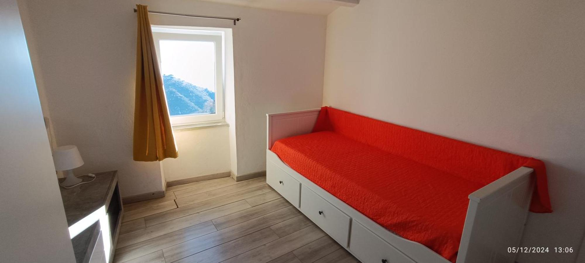 Two-Bedroom Apartment Terrace Sea View